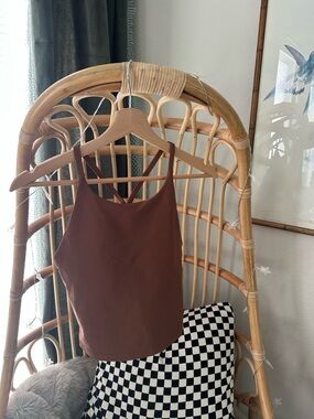 Old Navy workout top / size M